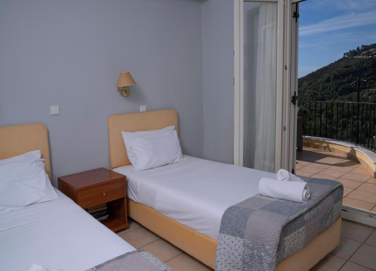 Bellina Villa Agnítsini Exterior foto